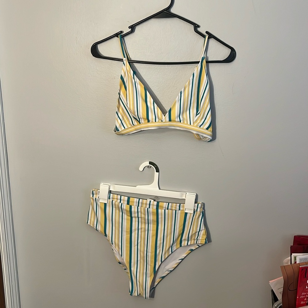 Cupshe Bikini